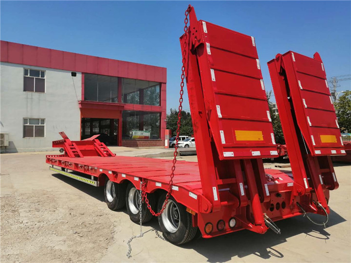 大型設(shè)備在運(yùn)輸卸車(chē)時(shí)需要怎么做？這些事項(xiàng)都要注意了！